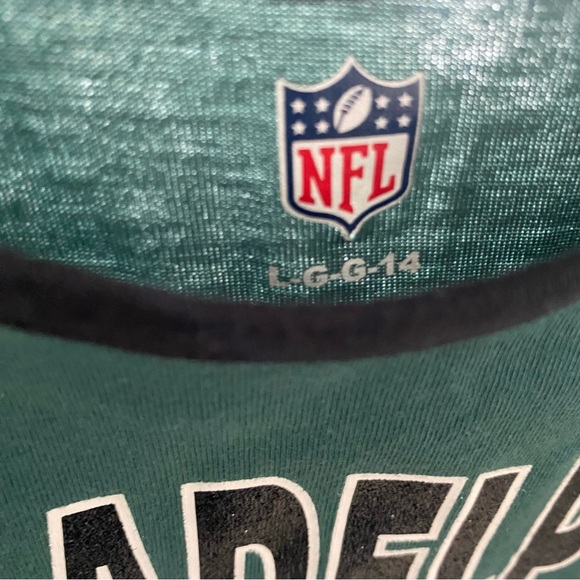 NFL Philadelphia Eagles Girls T-Shirt, Sz L (14) - Picture 2 of 4